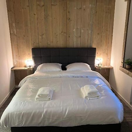 Mooie Kamer In Centrum Brugge Met Badkamer ภายนอก รูปภาพ